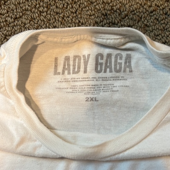Authentic Lada Gaga Joanne Tour 2017 Merch!  Wm's XXL - Picture 6 of 6